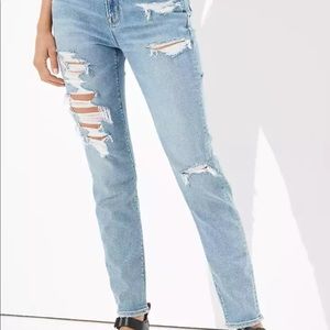 American Eagle mom jeans